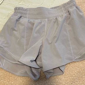 lululemon hotty hot shorts
